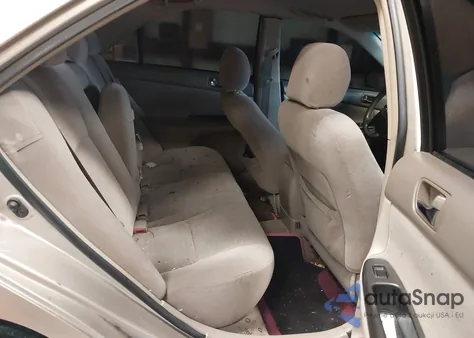 2006 Toyota Camry Le z USA, uszkodzony, nr VIN 4T1BE32K86U150638